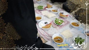 برپایی ضیافت افطاری توسط واحد خواهران ناحیه دانشجویی 
در هیئت ابناءالحسین(ع)
 2