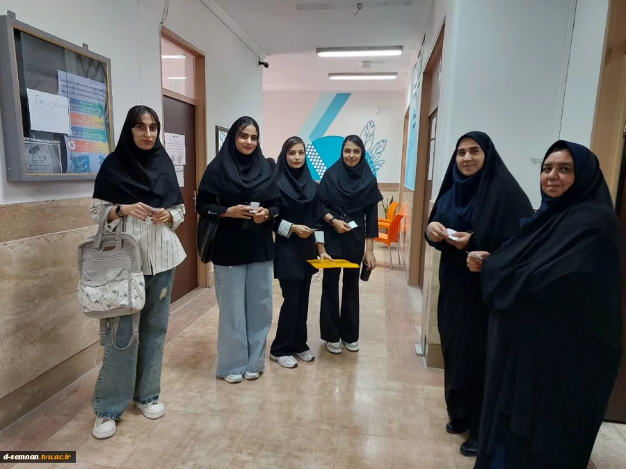 اهدای بلیط تخفیف ویژه استخر به مناسب گرامیداشت روز ورزش و تربیت‌بدنی برای دانشجویان خوابگاهی دانشکده ملی مهارت دختران سمنان 5