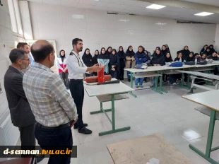برگزاری آموزش تئوری اطفای حریق و نحوه کار با کپسول آتش‌نشانی به مناسبت هفته پدافند غیرعامل در دانشکده ملی مهارت دختران سمنان 5