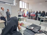 برگزاری آموزش تئوری اطفای حریق و نحوه کار با کپسول آتش‌نشانی به مناسبت هفته پدافند غیرعامل در دانشکده ملی مهارت دختران سمنان 8