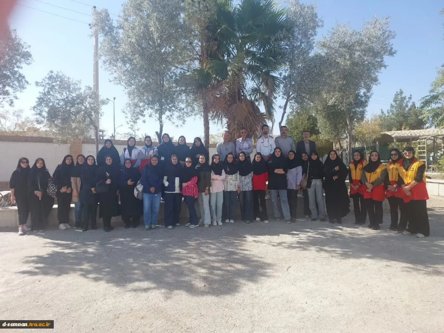 برگزاری آموزش عملی اطفای حریق و نحوه کار با کپسول آتش‌نشانی به مناسبت هفته پدافند غیرعامل در دانشکده ملی مهارت دختران سمنان
 2