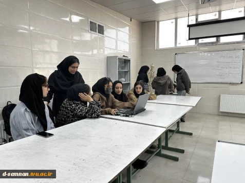 برگزاری سلسله جلسات میزگرد دانشجویی با محوریت مسیر یابی پژوهشی در دانشکده ملی مهارت دختران به مناسبت هفته پژوهش